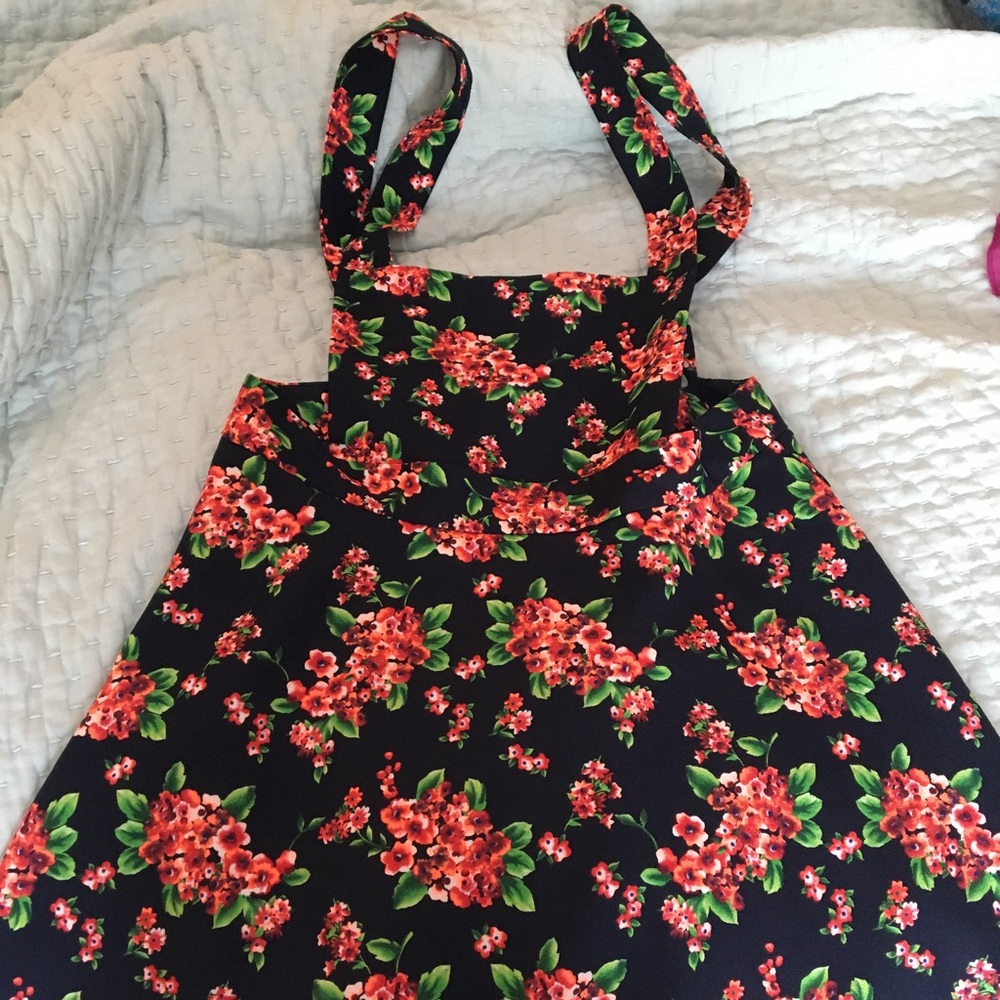 👗🌸Navy Flower Overall Dress🌸👗
